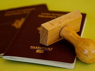 Czy wiesz co oznaczają kolory paszportów?
