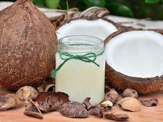 Czy warto używać olej kokosowy?