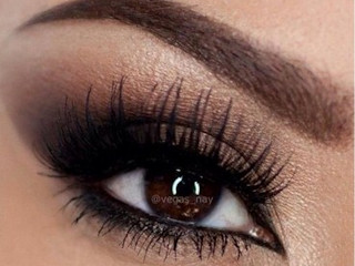 Eyeliner, czy kredka do oczu - co wybierasz?