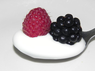Jogurt waniliowy rozwesela